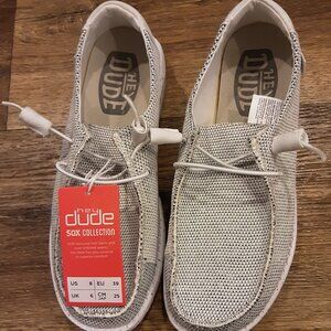 Hey Dude Wendy Sox Stone White Women's Size 8 Shoes NWT